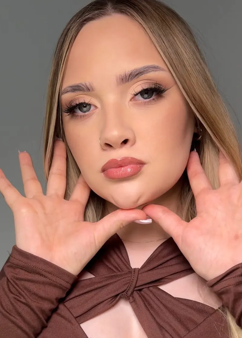 Makijaż okolicznościowy — efekt pracy Magnolia Beauty